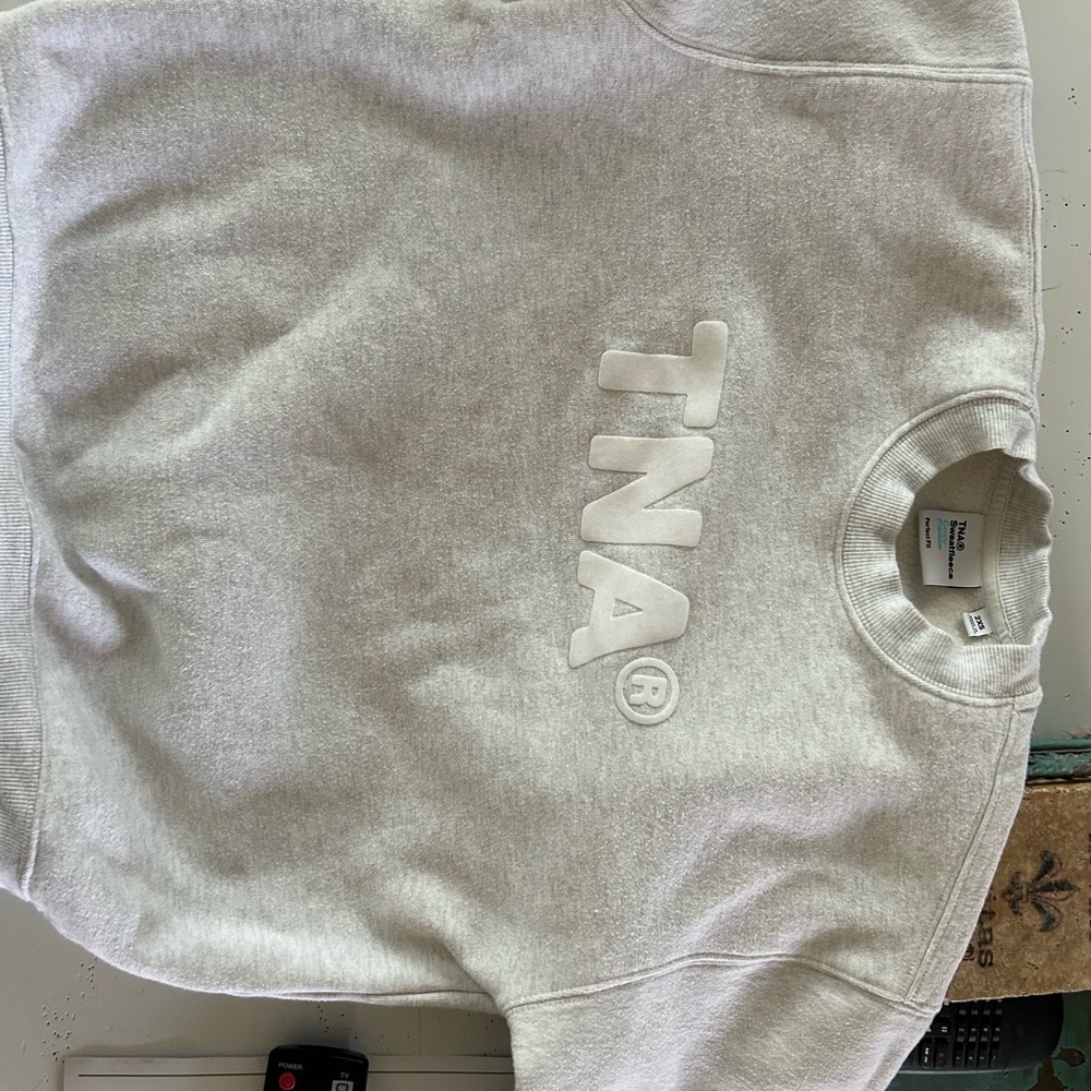 TNA Gray women’s crewnexk